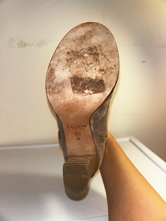 Coach Suede Peep Toe Ankle Booties Size 5.5 Brown Block Heel - Picture 6 of 6